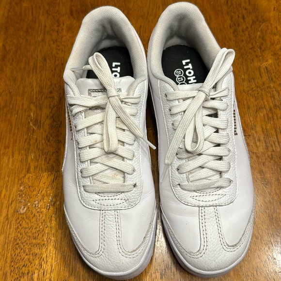 EUC women’s white puma leather platform sneaker. size 6.5 - Picture 2 of 9